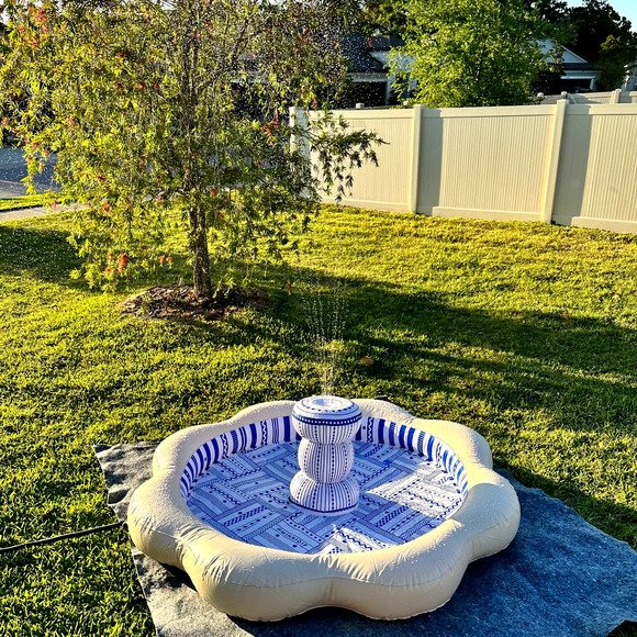 MINNIDIP INFLATABLE FOUNTAIN SPRINKLER POOL LIMITED EDITION RESORT COLLECTION - Picture 3 of 13